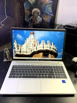 Laptop HP ProBook 450 G8 8GB Intel Core i7 SSD 256GB