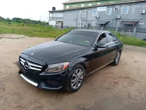 Mercedes-Benz C300 Base AWD 4Matic Sedan (2.0L 4cyl 7A) 2015 Black