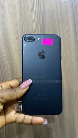 Apple iPhone 7 Plus 128 GB Black