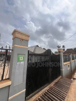 Furnished 2bdrm Apartment in Ajadi, Ologuneru for rent