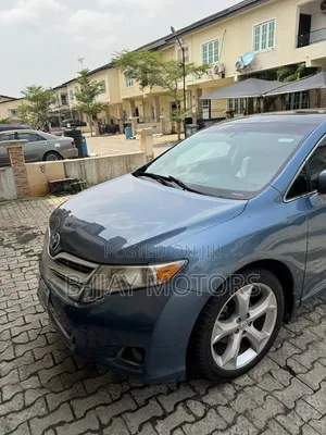 Toyota Venza 2011 Blue