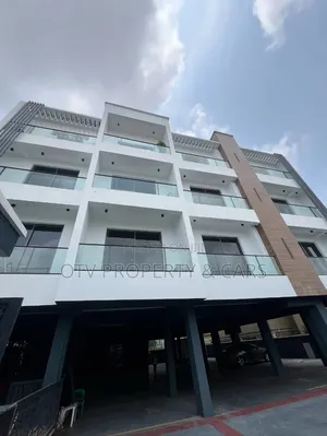 3bdrm Apartment in Lekki Phase 1 for sale