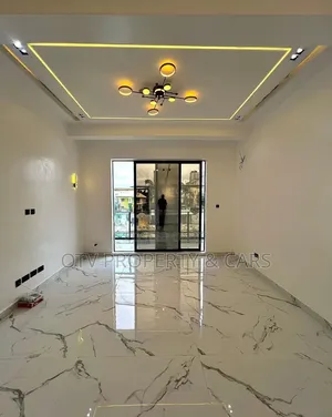 2bdrm Apartment in Lekki Phase 1 for sale