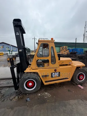 15 Tons Caterpillar Forklift