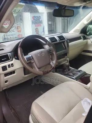 Lexus GX 2019 Blue