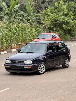 Volkswagen Golf 2000