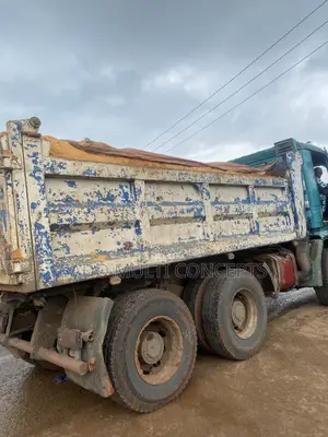 Granite and Plaster Sand