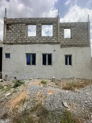 3bdrm Apartment in Crescent Garden, Kuje for sale