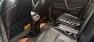 Toyota Highlander SE 2011 Black
