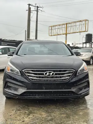 Hyundai Sonata Sport 4dr Sedan (2.4L 4cyl 6A) 2015 Black
