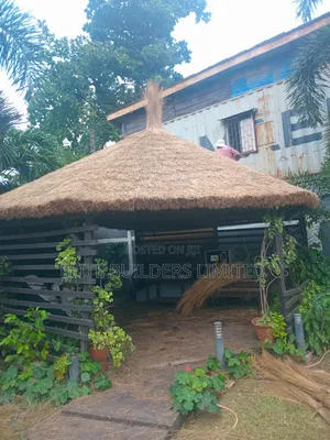 Foreign Bush Bar Gazebo Hut With Warranty in Ajah Lagos