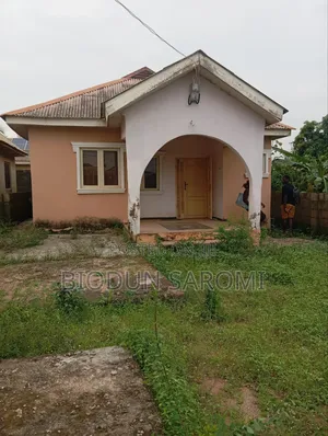 3bdrm House in Oga Oloye Ph 2, Ikorodu for sale