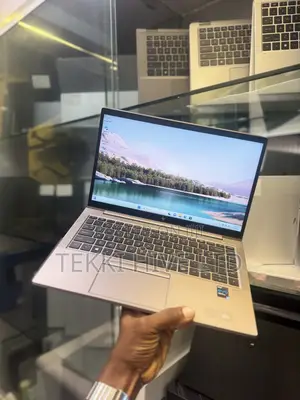 Laptop HP ZBook Firefly G8 16GB Intel Core i5 SSD 256GB