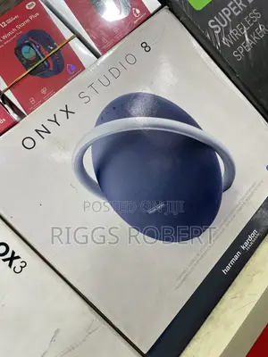 Onyx Studio 8