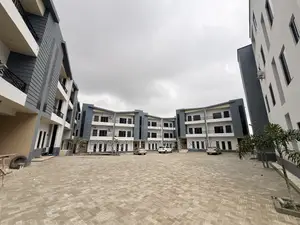 4bdrm Townhouse/Terrace in Katampe Extension for sale