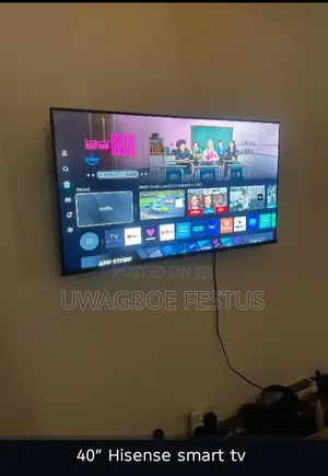 Hisense 42inchies Smart Tv