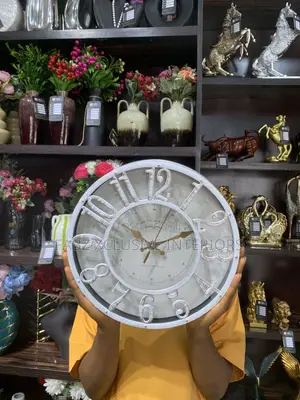 Luxury Hollow Wall Clock