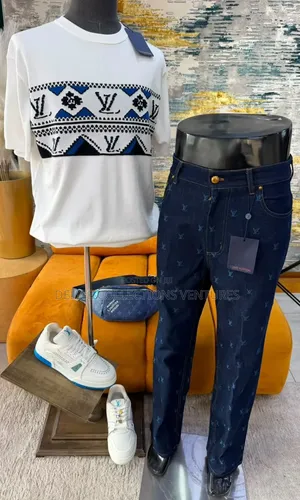 *Original Louis Vuitton Top Available in Store M —— XXL