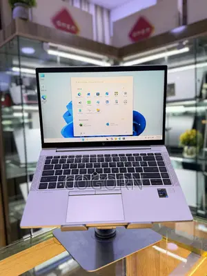 Laptop HP EliteBook 840 G8 16GB Intel Core i7 SSD 512GB