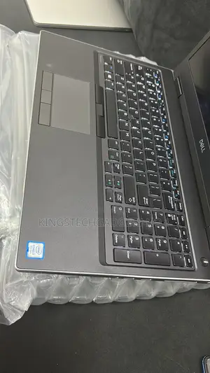 Laptop Dell Precision 7540 16GB Intel Core i9 SSD 256GB