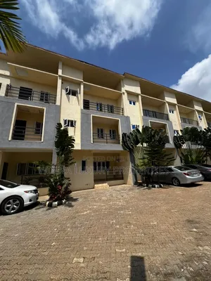5bdrm Duplex in Around Godab Axis, Life Camp for rent