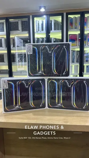 New Apple iPad Pro 13 (2025) 256 GB