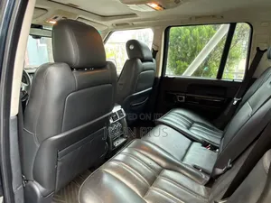Land Rover Range Rover Vogue 2011 Black