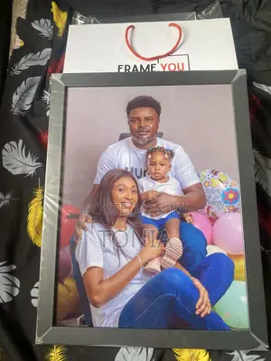 Pictorial Frames