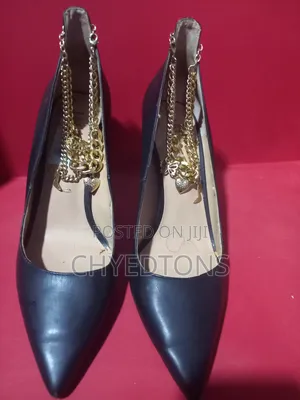Inc Charm Chain Anklet Patent Pumps - Black Tan Sz 11