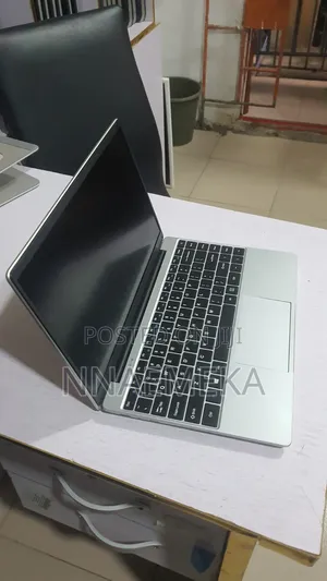 Laptop Avantis Classbook 6GB Intel Pentium SSD 60GB