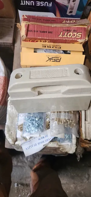 200amps Fuse and Bas Cut Out Fuse