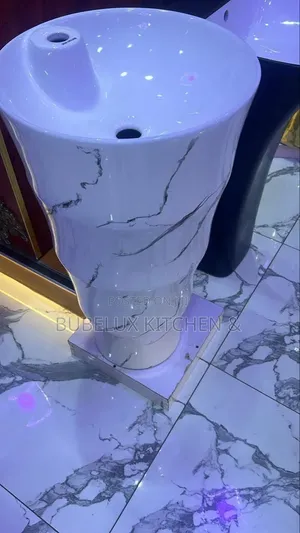 Brand New Luxury Round Marble One-Piece Pedestal Basin