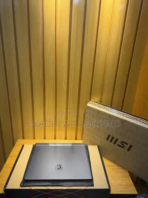 Laptop MSI Vector GP68 HX 13V 32GB Intel Core i9 SSD 2T