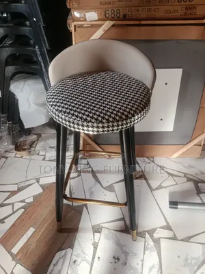 Modern Bar Stool a Distinctive Houndstooth Patterned Seat Cushion.