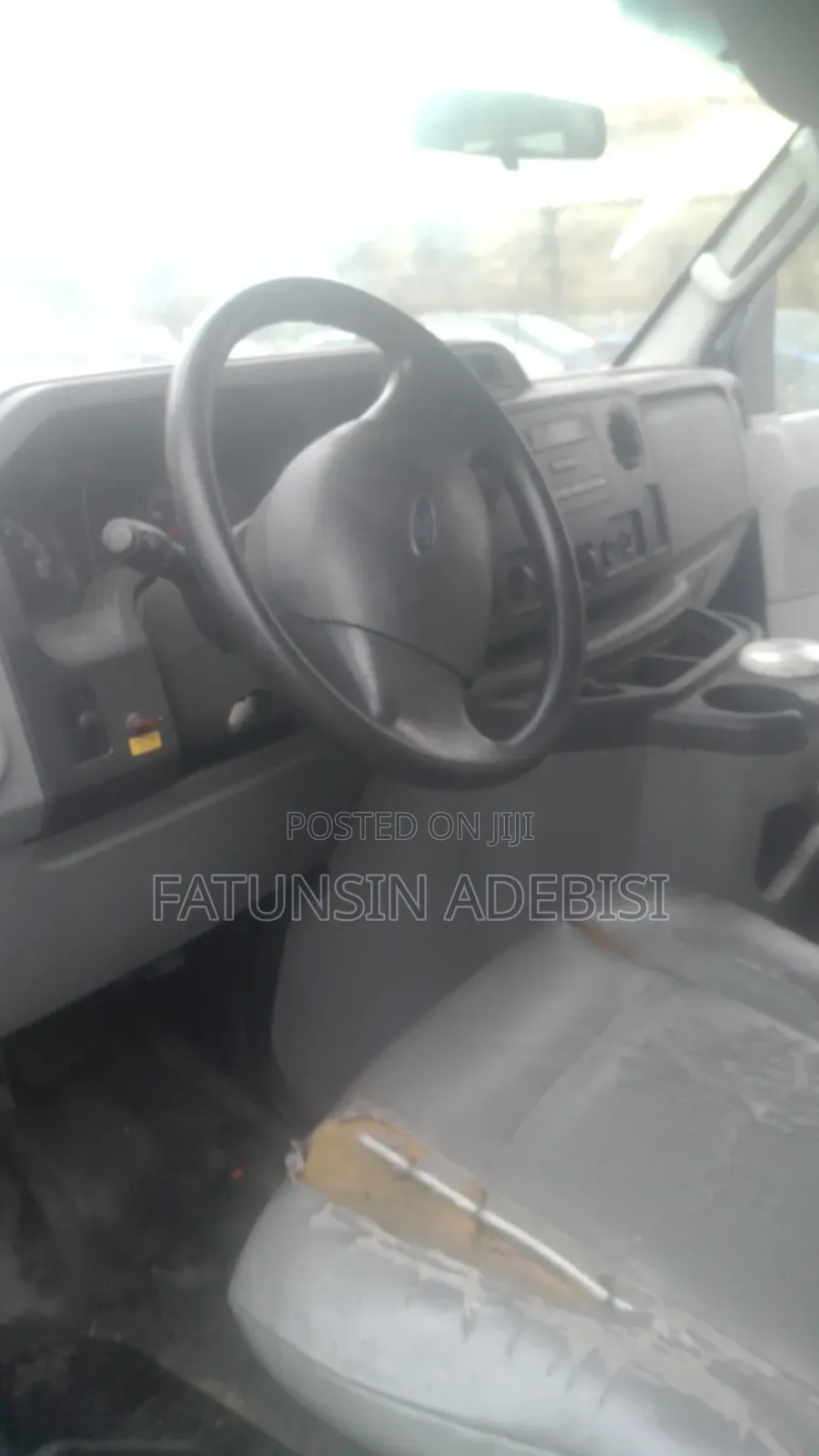 Ford E250 2010 Blue