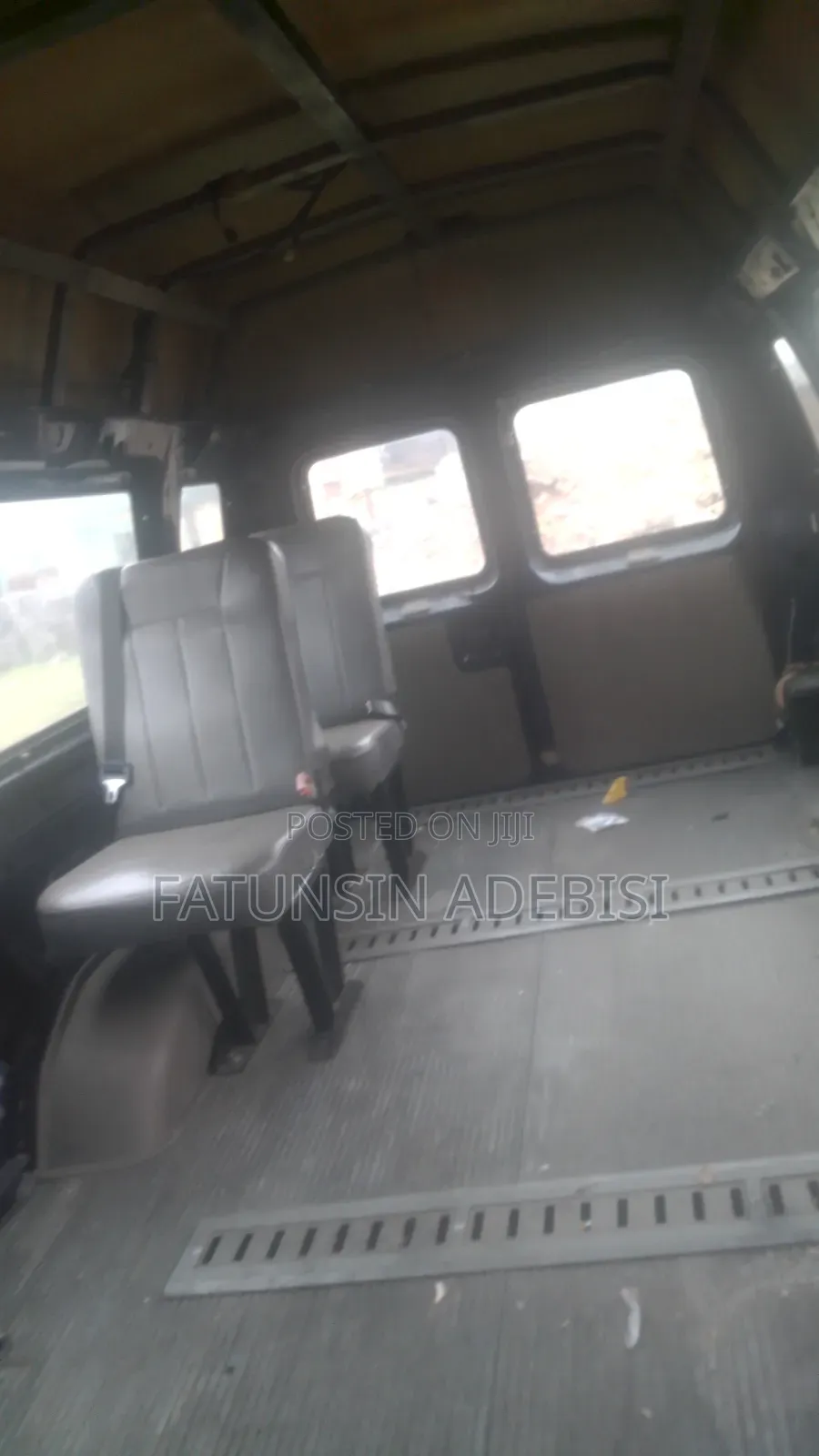 Ford E250 2010 Blue