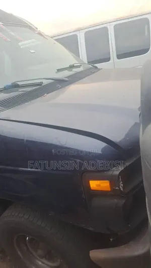 Ford E250 2010 Blue