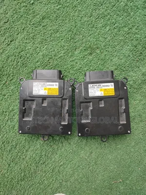 Head Light Charger Rx350 2018 3touch Available