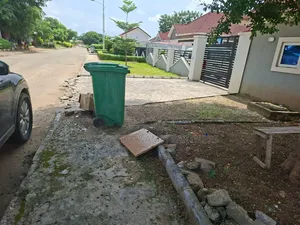 3bdrm Bungalow in Suncity Estate, Galadimawa for sale