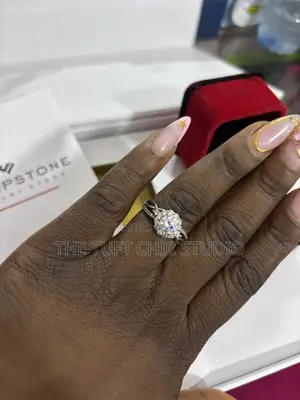 Elegant and Timeless Moissanite Diamond Engagement Ring (Size 9)