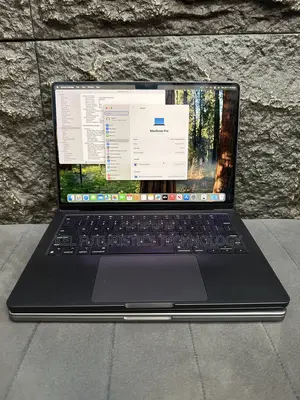 Laptop Apple MacBook Pro 2023 M3 Pro 18GB Apple M3 Pro SSD 512GB