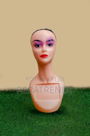 Mannequin Head