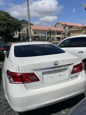 Lexus ES 350 2011 White