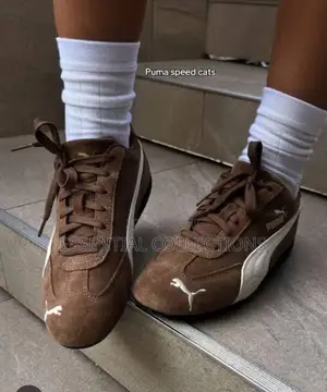 Puma Sneakers