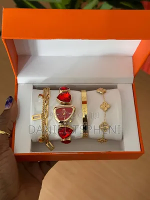 Women’s Watch Set 
It's 4 in One