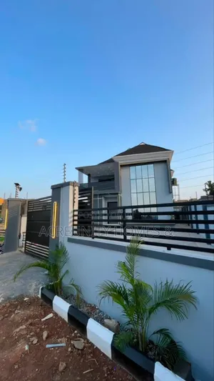 6bdrm Duplex in Kola Lawal, Oke, Akobo for sale