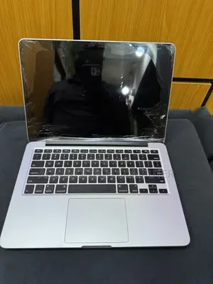 Laptop Apple MacBook Pro 2015 16GB Intel Core i5 SSD 512GB