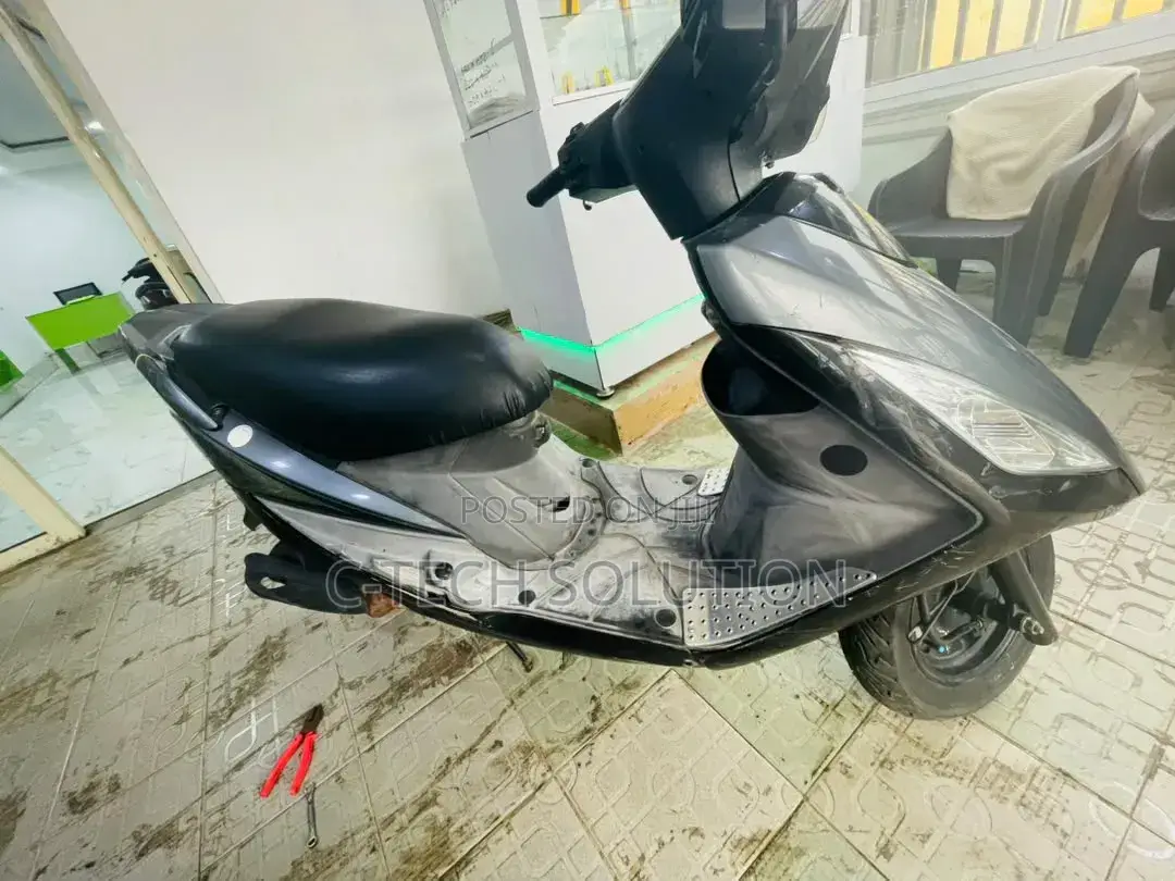 SYM Jet 2025 Gray