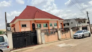 5bdrm Duplex in Old Bodija, Ibadan for sale