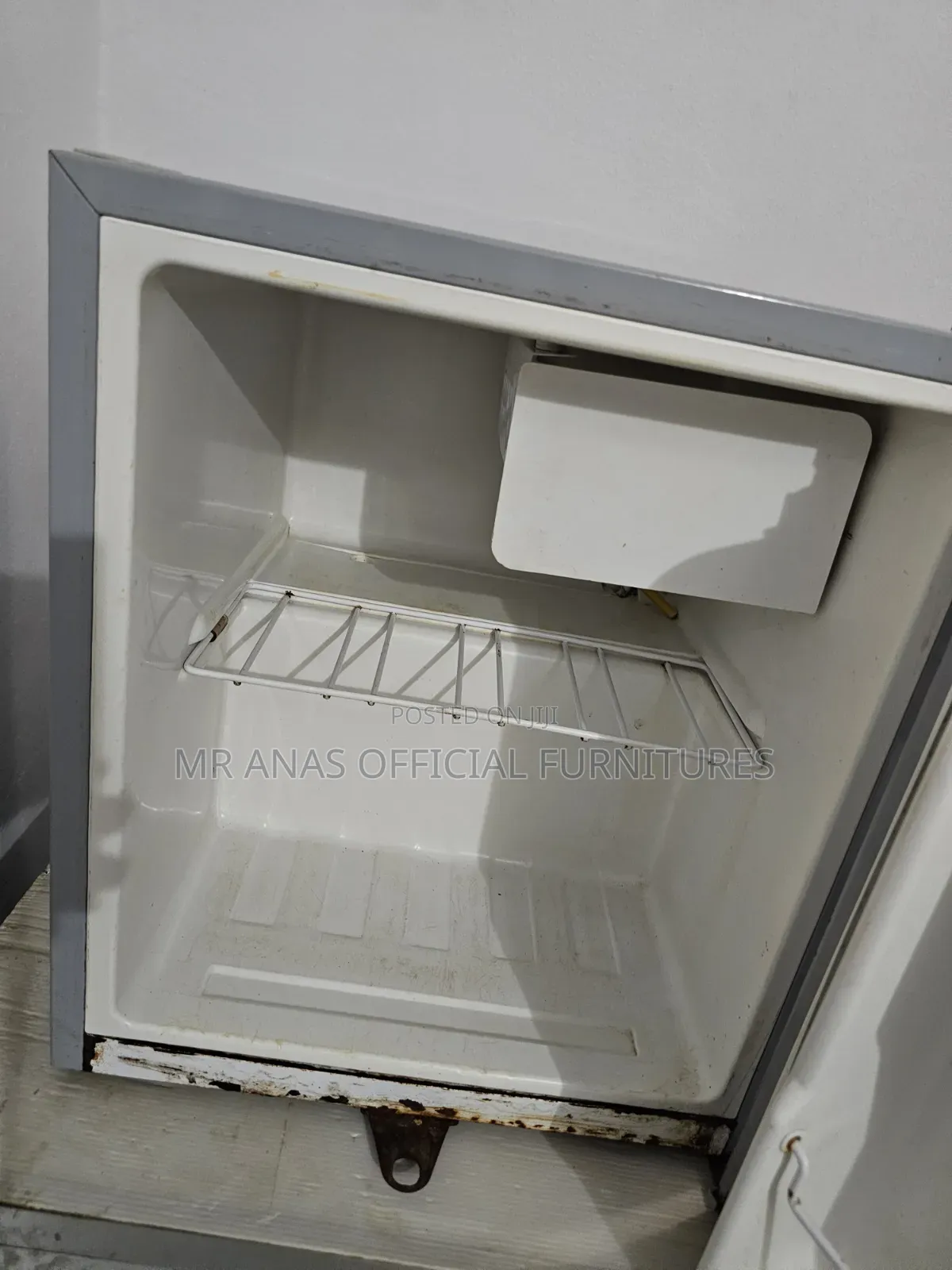 Haier Thermocool Bedside Fridge